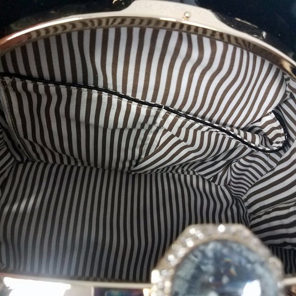 Ruby Black Patent Leather Hand Bag Shoulder Bag - Picture 8 of 15